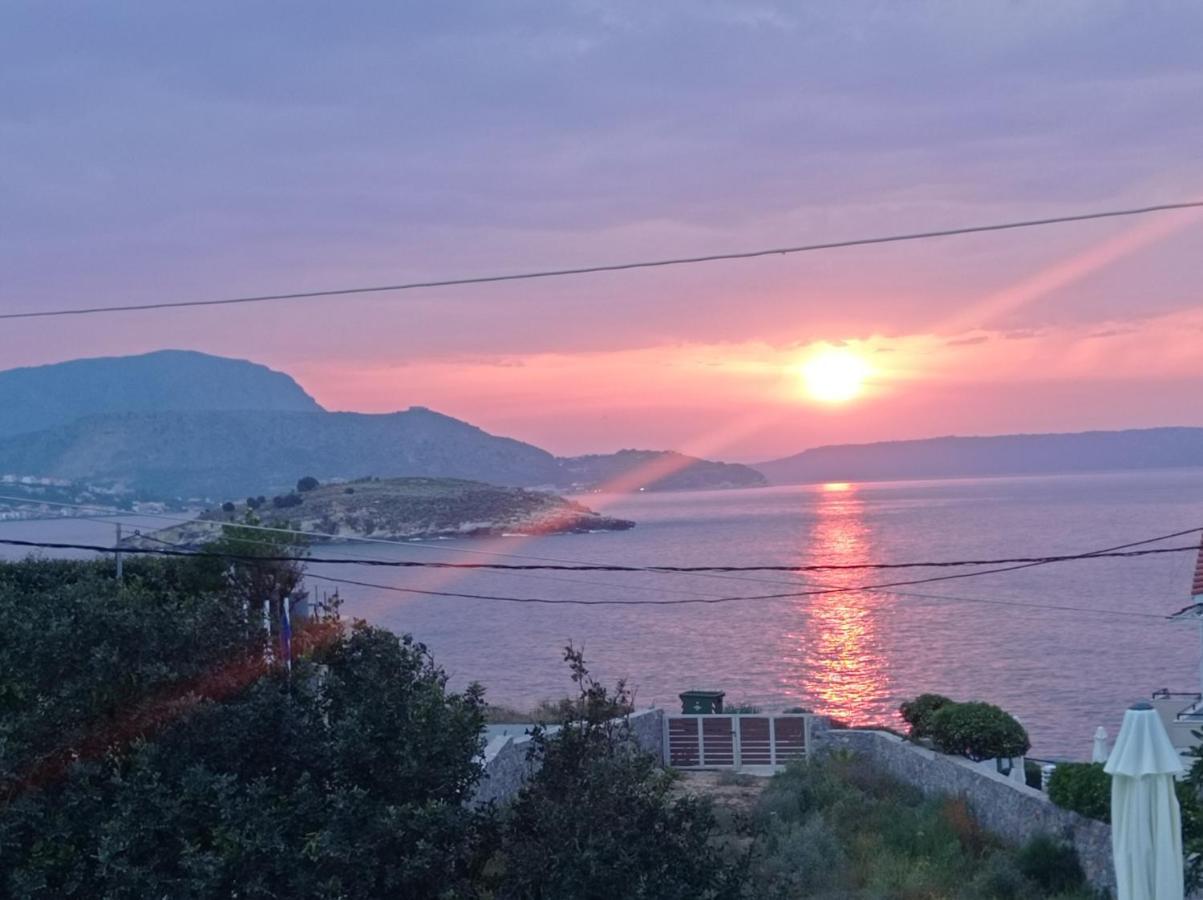 Domina Villas Almirida Esterno foto