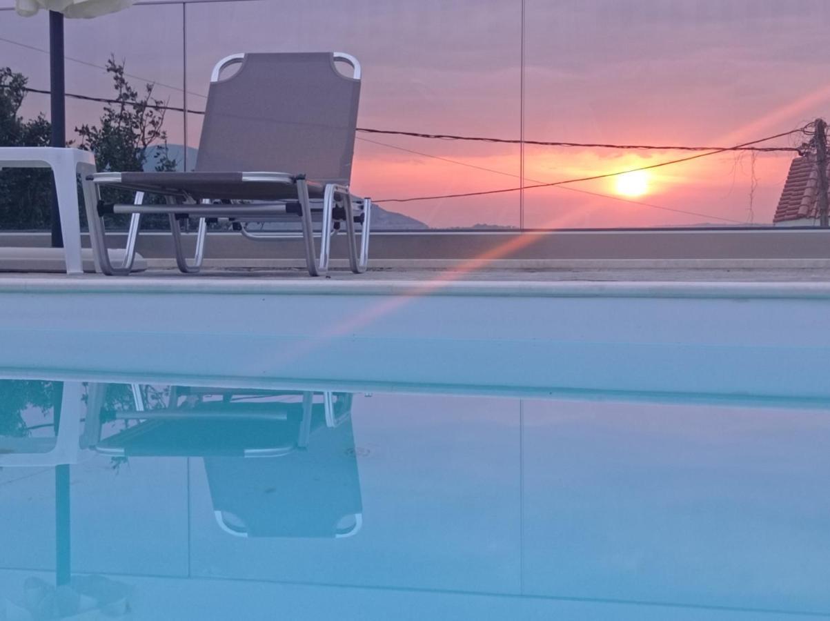 Domina Villas Almirida Esterno foto